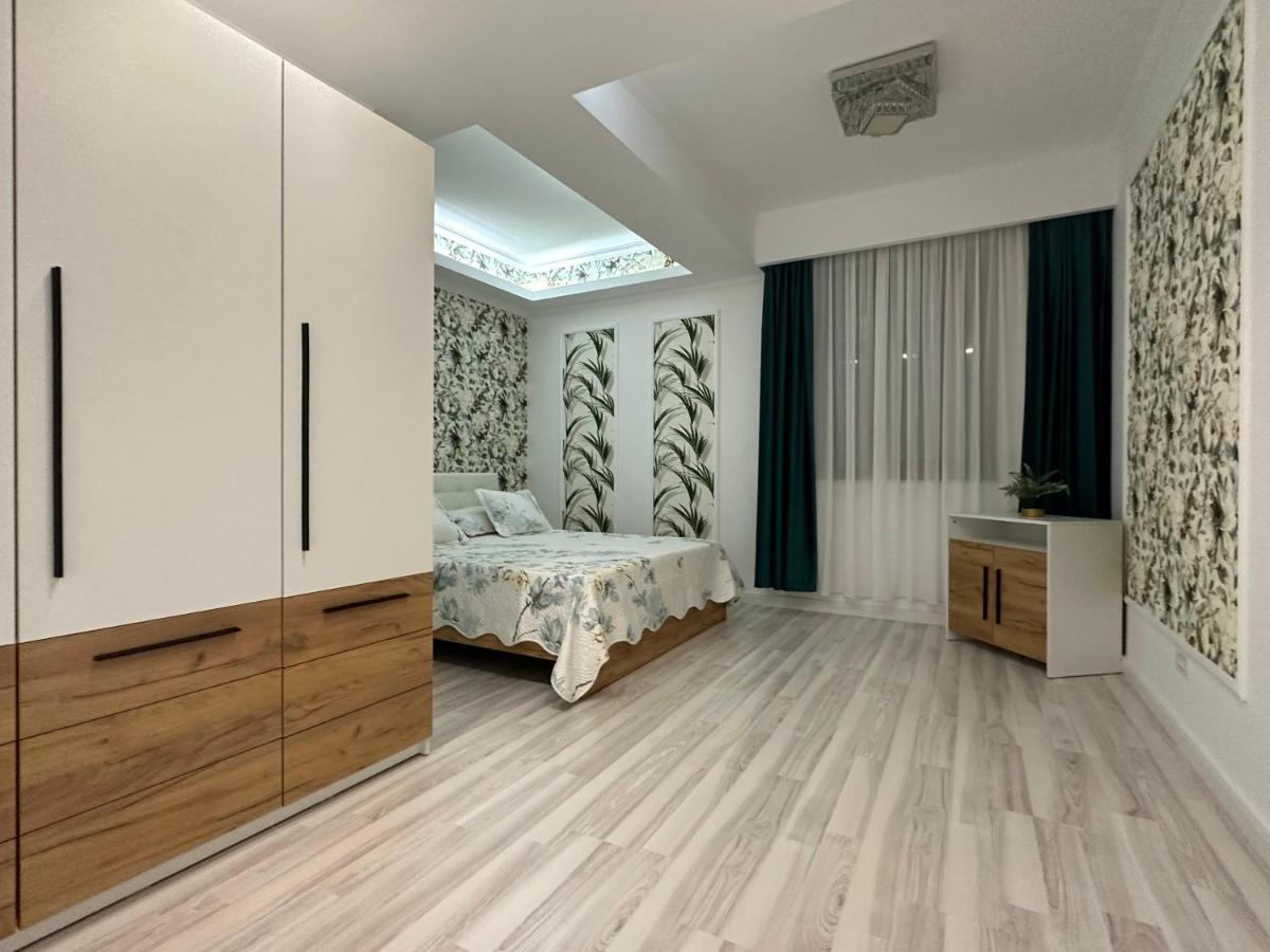 Golden Garden Luxury Apartment In Bucharest Bucareste Exterior foto